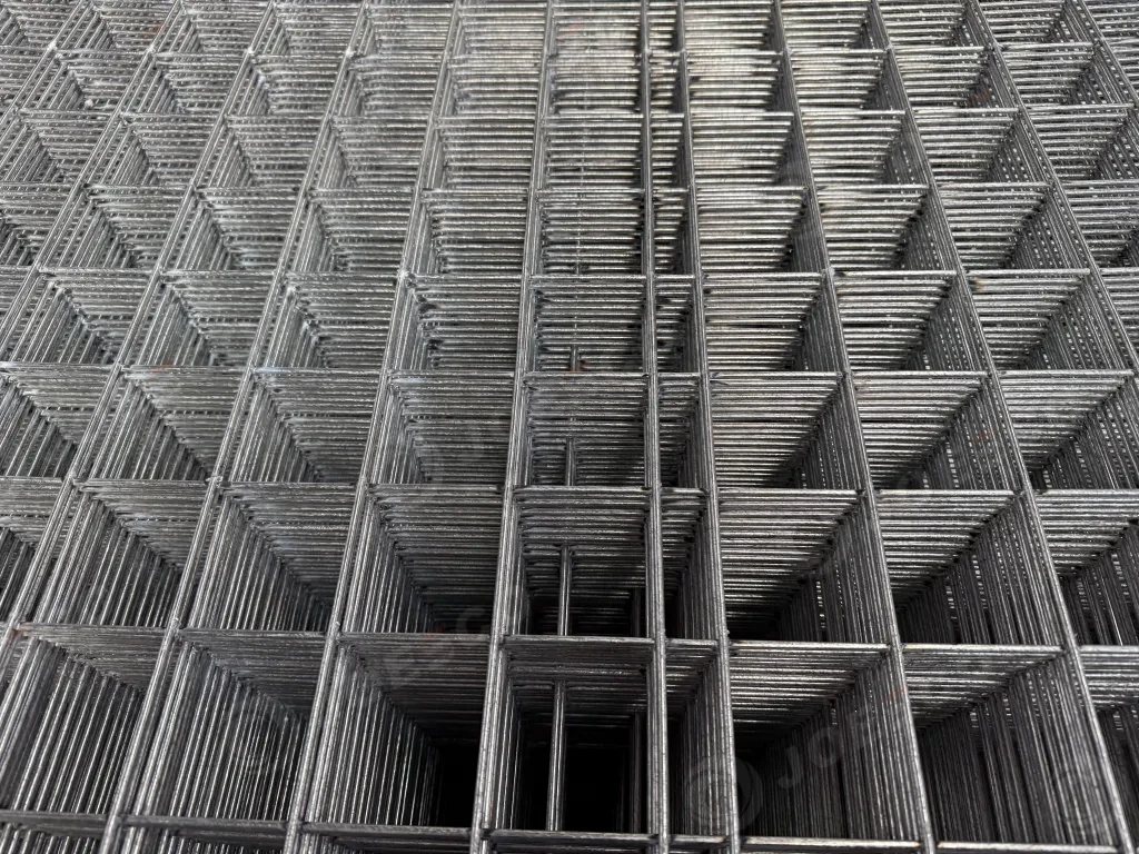 How a Warehouse Reduced Maintenance Problems With Customized Welded Wire Mesh Panels 1 Welded Wire Mesh Panels